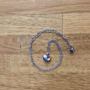 halsband/urna