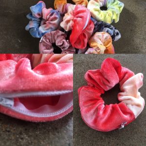 Blixtlås-scrunchie smultron-vit